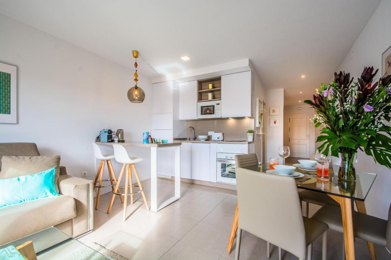 Divina Home Apartments ลากาลาเดมิฮาส ภายนอก รูปภาพ