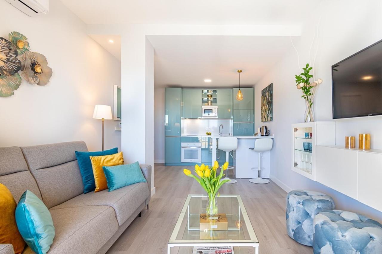 Divina Home Apartments ลากาลาเดมิฮาส ภายนอก รูปภาพ