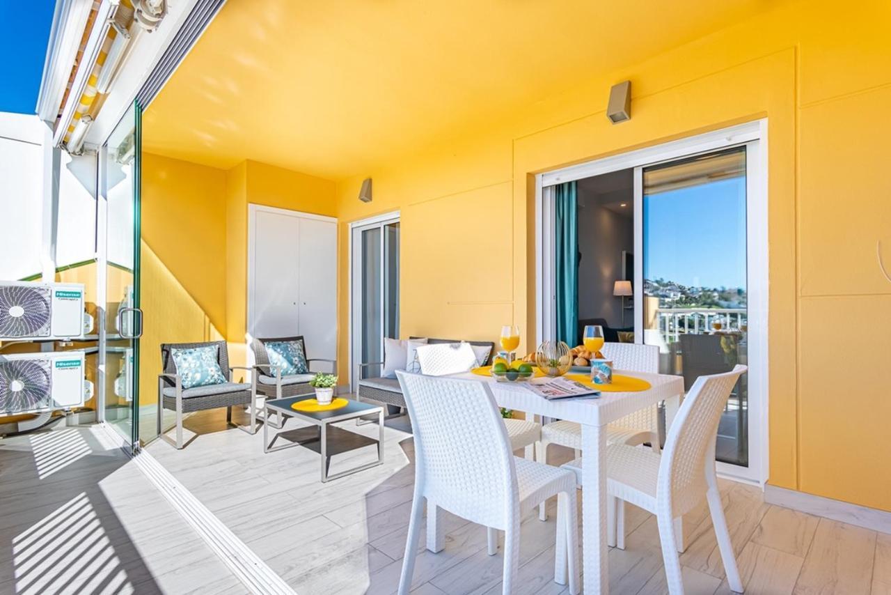 Divina Home Apartments ลากาลาเดมิฮาส ภายนอก รูปภาพ