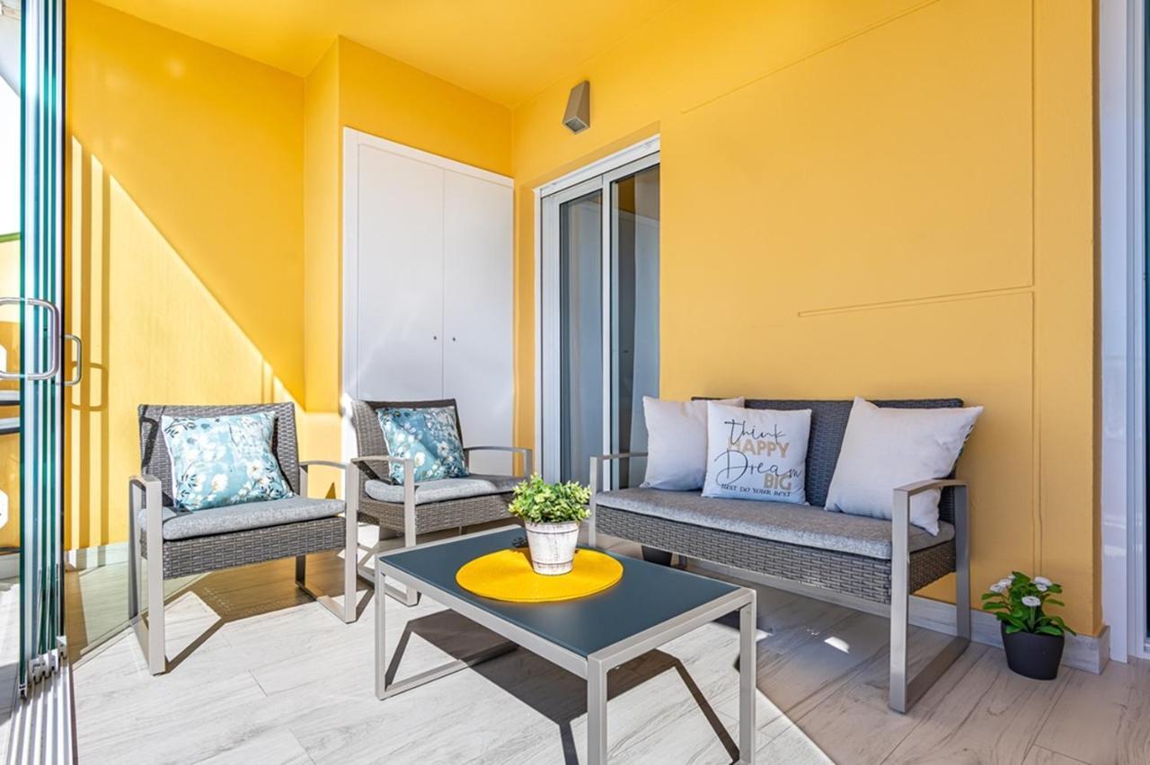 Divina Home Apartments ลากาลาเดมิฮาส ภายนอก รูปภาพ