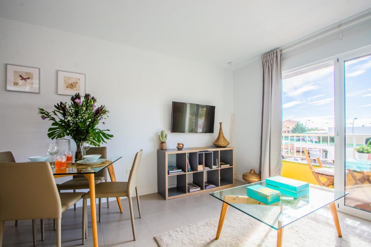 Divina Home Apartments ลากาลาเดมิฮาส ภายนอก รูปภาพ