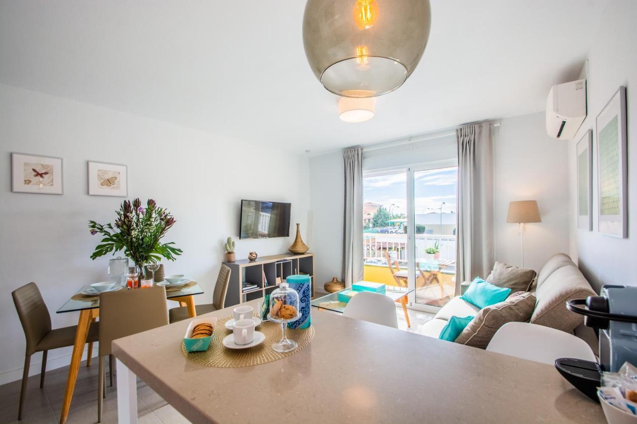 Divina Home Apartments ลากาลาเดมิฮาส ภายนอก รูปภาพ