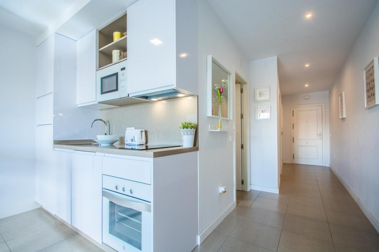 Divina Home Apartments ลากาลาเดมิฮาส ภายนอก รูปภาพ